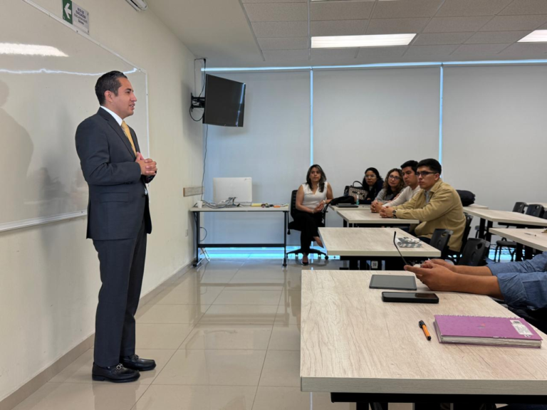 IPMP supera mil inscripciones en cursos de formación continua para maestras y maestros en Puebla