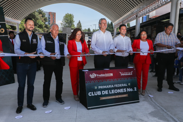 Pepe Chedraui inaugura techado escolar en Puebla y refuerza infraestructura educativa con enfoque ambiental