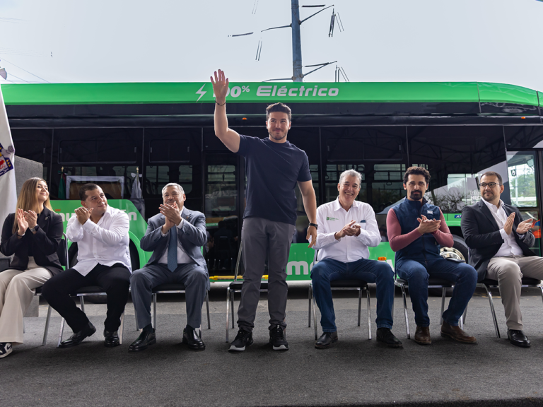 Inicia operaciones la nueva Ruta Transmetro Garza Sada–Carretera Nacional con unidades 100% eléctricas