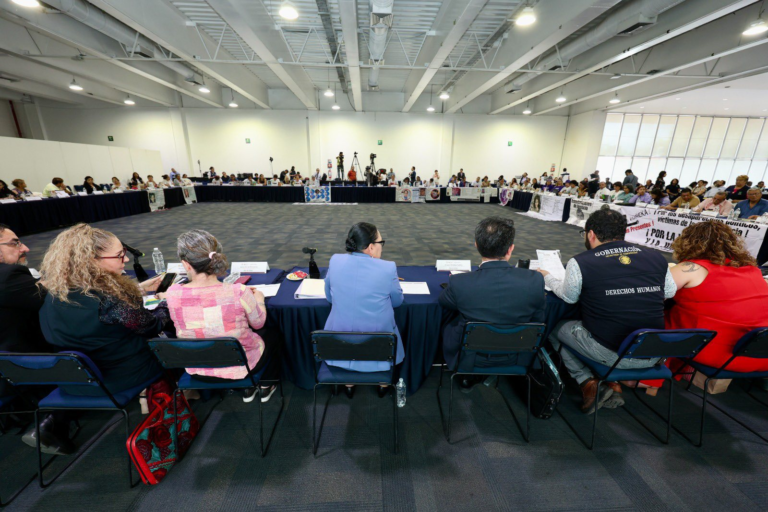 Gobierno federal mantiene diálogo con colectivos y familiares de personas desaparecidas