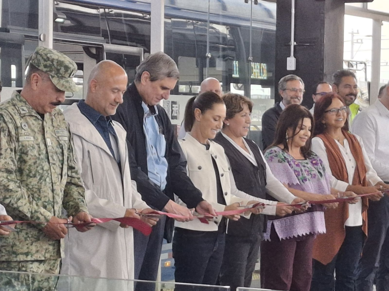 Inician pruebas del Trolebús Elevado Santa Martha–Chalco; Claudia Sheinbaum, Clara Brugada y Delfina Gómez encabezan recorrido