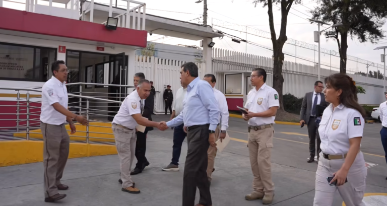 Recorre comisionado del INM estación migratoria Las Agujas para supervisar condiciones operativas
