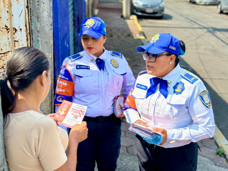 Brigada Violeta recorre Tláhuac para promover el Código Naranja y una vida libre de violencia para las mujeres