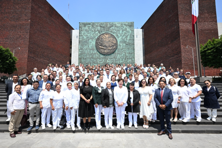 Diputada Adriana Quiroz encabeza foro en conmemoración del Día Internacional de la Enfermería 2025