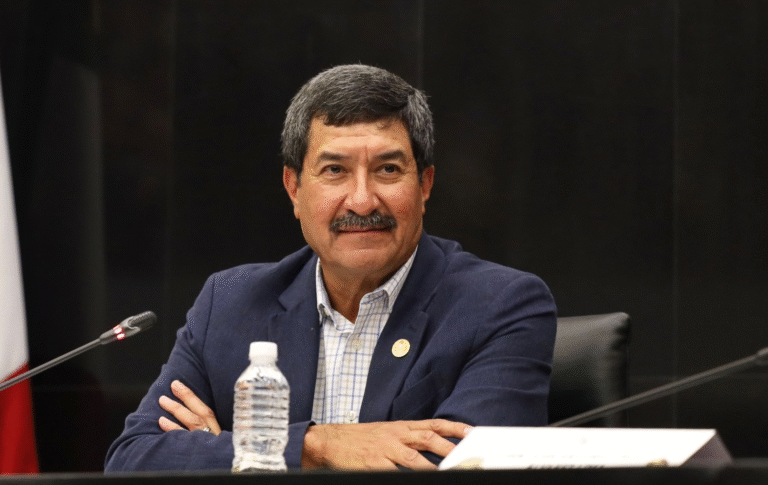 Nueva ley de telecomunicaciones busca garantizar acceso a internet y fortalecer derechos de audiencias: Javier Corral