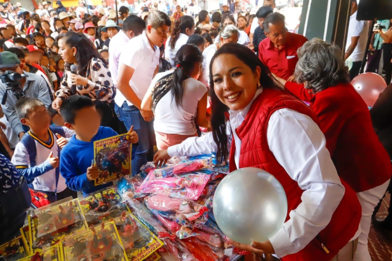 La Gran Feria de la Niña y el Niño llega con alegría a San Francisco Cuapan