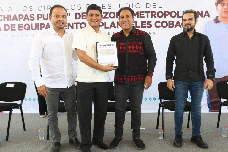 Impulsan alfabetización y fortalecen infraestructura educativa en Chiapas