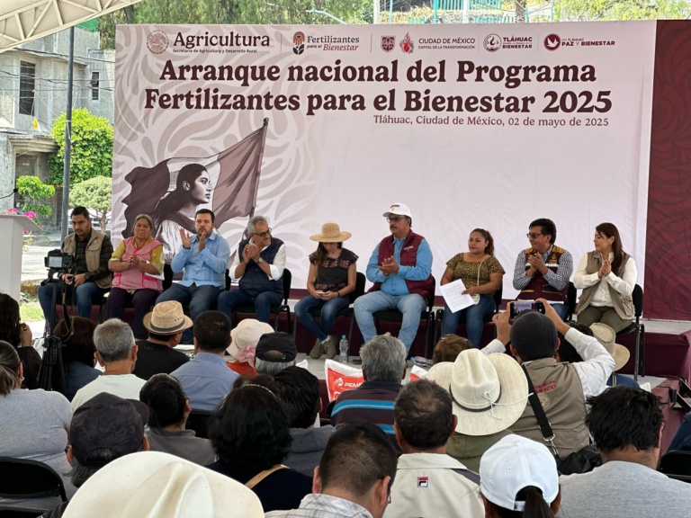 Arranca en Tláhuac el Programa Fertilizantes para el Bienestar 2025