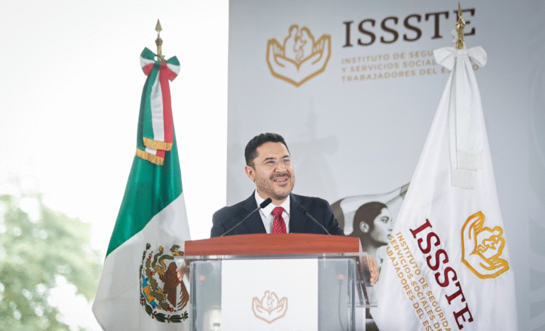 Martí Batres reconoce a personal del ISSSTE por sumarse al programa voluntario de ampliación de jornada laboral