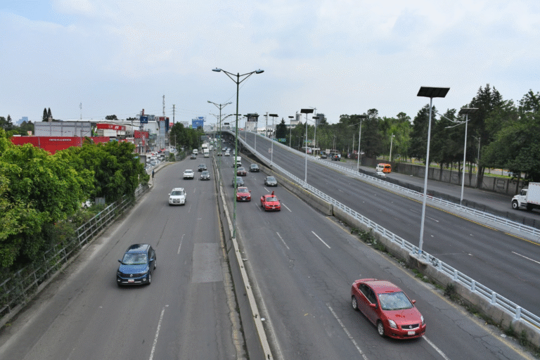 Gobierno del Estado de México inicia rehabilitación de 54 kilómetros del Periférico Norte tras una década sin mantenimiento