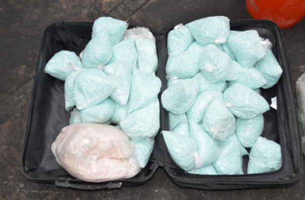 FGR destruye más de un millón y medio de pastillas de fentanilo y cuatro toneladas de precursores químicos en el Estado de México