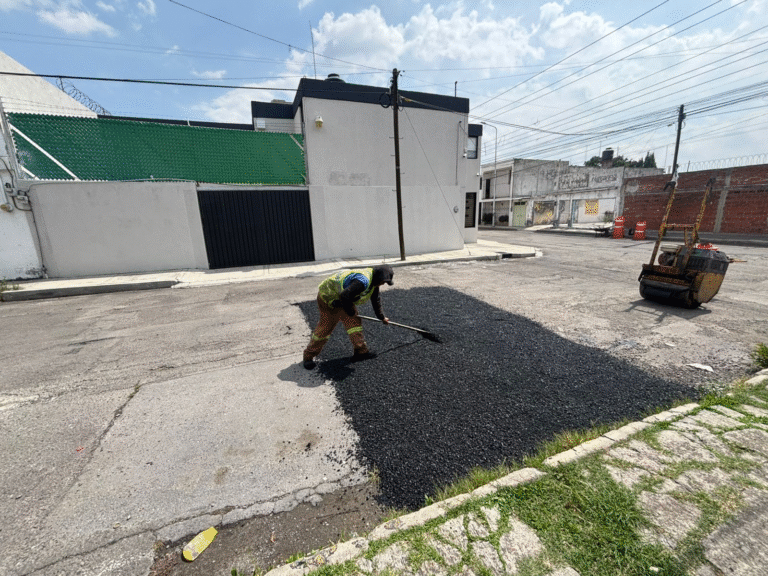 Avanza campaña “Bacheando Puebla” con más de 59 mil baches atendidos en 91 colonias