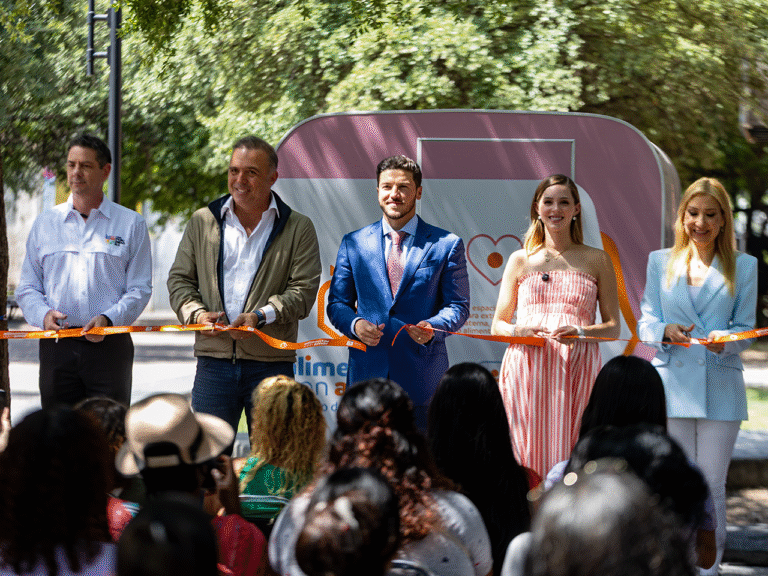 Samuel García y Mariana Rodríguez inauguran dos lactarios en Parque Fundidora; suman ya 104 en Nuevo León