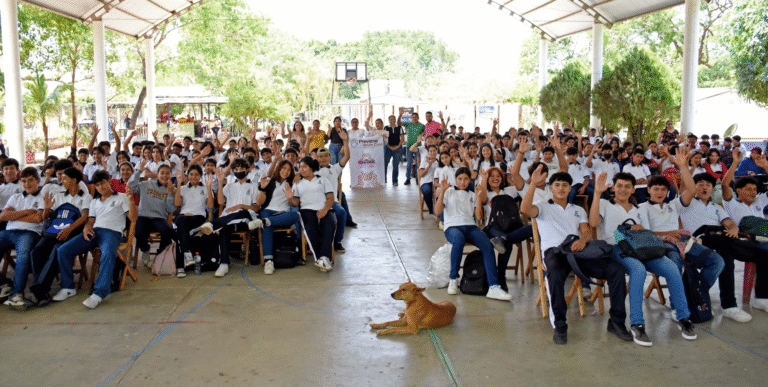 Programa “Previene desde casa” sensibiliza a estudiantes del COBACH 27 en Villaflores