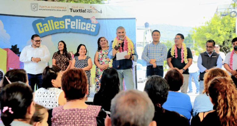 Inaugura Ángel Torres una calle digna, segura y funcional, en La Misión