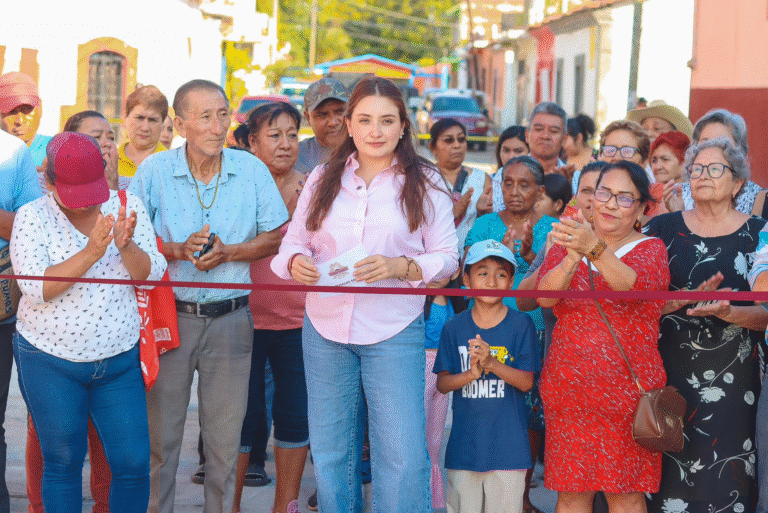 Valeria Rosales inaugura nueva vialidad en Villaflores con apoyo del gobernador Eduardo Ramírez