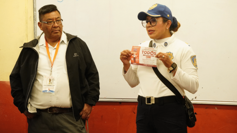 Impulsa Tláhuac pláticas de prevención del delito en escuelas para proteger a la juventud