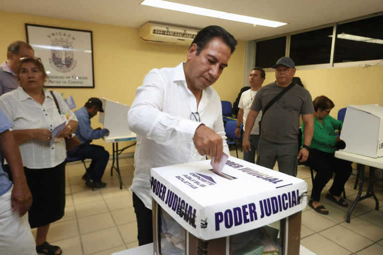 Eduardo Ramírez participa en histórica elección del Poder Judicial: “¡Que viva la democracia!”