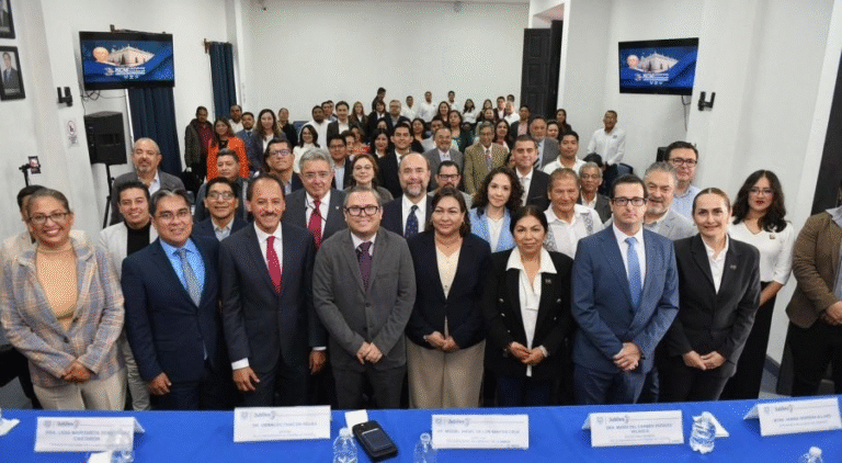 Facultad de Derecho de la UNACH fortalece su liderazgo académico en Chiapas