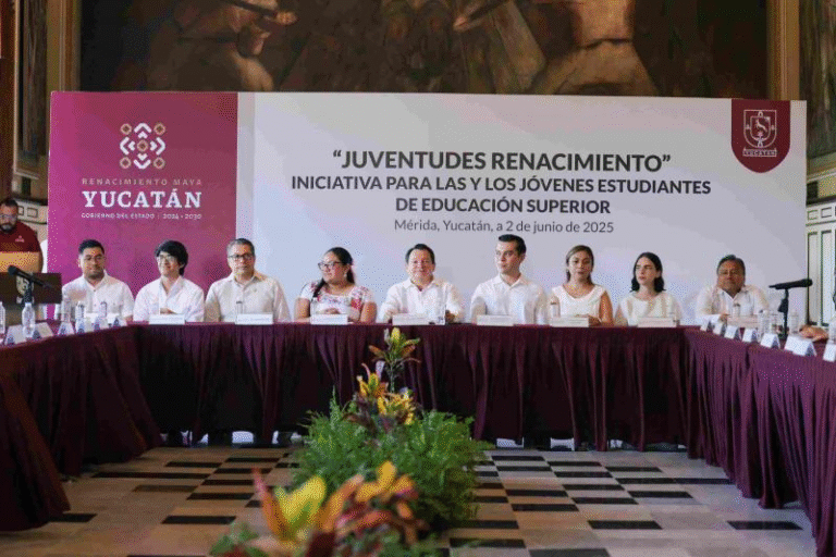 Arranca en Yucatán la iniciativa “Juventudes Renacimiento” para impulsar a estudiantes universitarios