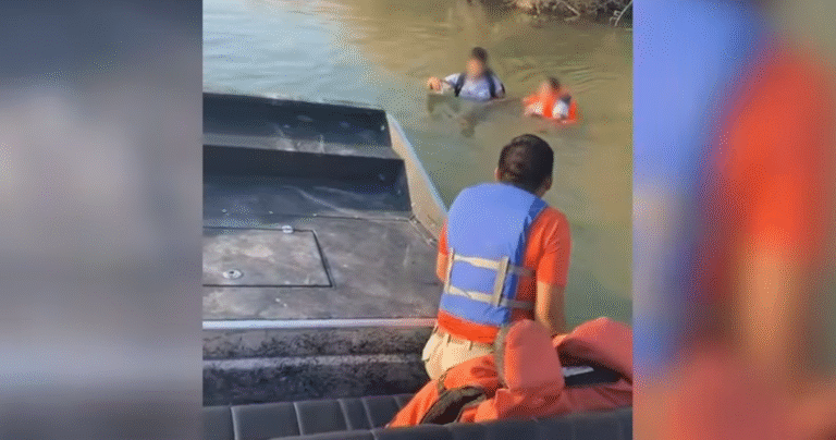 Rescata Grupo Beta a familia hondureña atrapada en el Río Bravo; mujer embarazada fue valorada en hospital