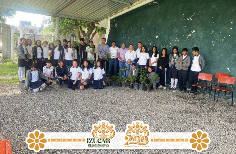 Fomentan conciencia ambiental en Rancho Juanitos con taller y jornada de reforestación