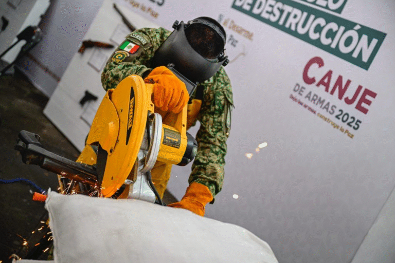 Delfina Gómez lanza programa “Canje de Armas 2025” en 49 municipios del Edoméx