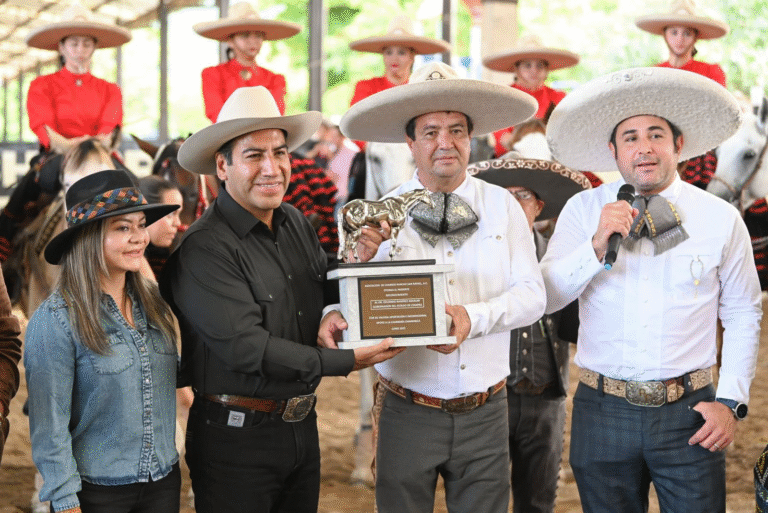 Eduardo Ramírez reafirma su apoyo a la charrería como símbolo de identidad y tradición en Chiapas