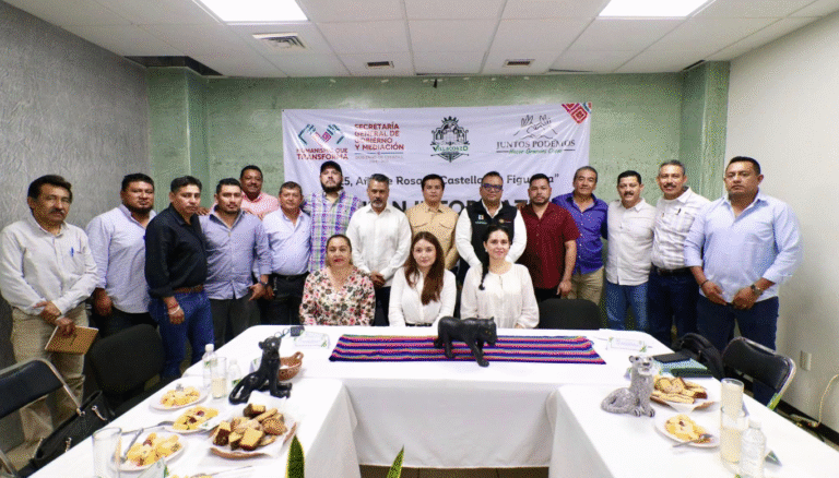 Valeria Rosales refrenda compromiso con el desarrollo social en comunidades indígenas y afromexicanas