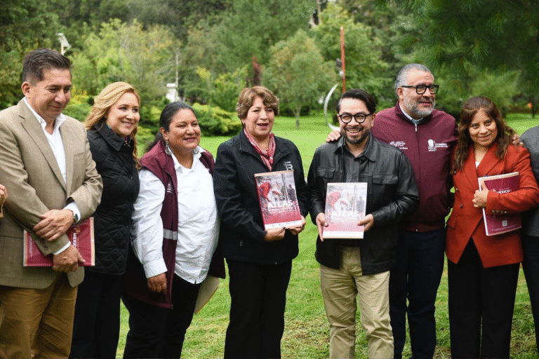 Alcalde Daniel Serrano asiste a la presentación del Atlas de Inundaciones 2025 en Metepec