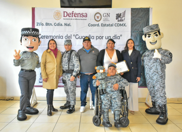 Guardia Nacional rinde homenaje a niño que sueña con servir a México