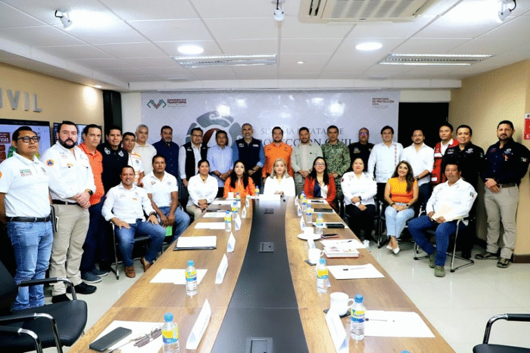 Gobierno de Tuxtla refuerza coordinación ante temporada de lluvias y ciclones 2025