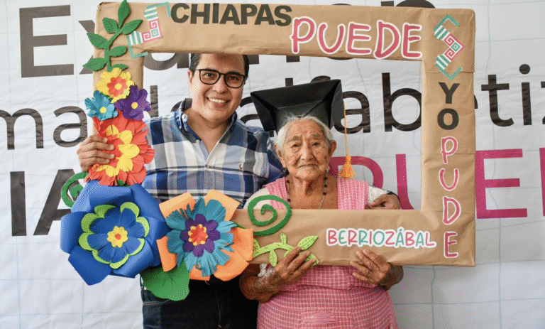 Concluye primera etapa del programa de alfabetización “Chiapas Puede” en Berriozábal