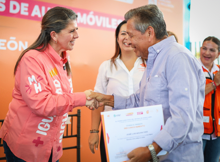 Secretaría de Igualdad e Inclusión lleva educación a comunidades vulnerables con aulas móviles en Nuevo León