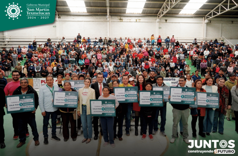 Juan Manuel Alonso entrega más de 550 tinacos a familias de Texmelucan como parte del programa “Cadena de Vivienda 2025”