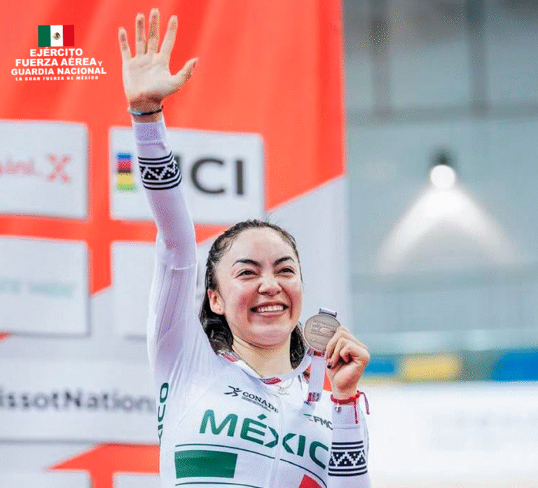 Atletas militares mexicanas destacan en ciclismo internacional con medallas en California