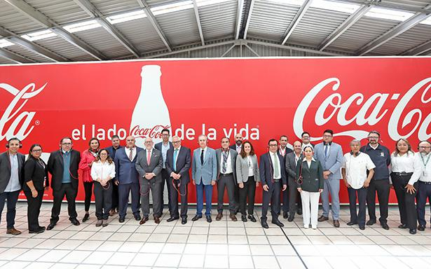 IMSS y FEMSA firman convenio para reforzar salud preventiva en centros laborales