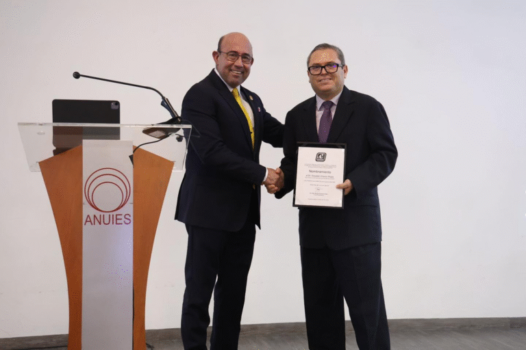 Oswaldo Chacón Rojas asume presidencia de AMECYD para el periodo 2025-2029