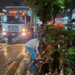 Atienden autoridades de Tuxtla retiro de material de arrastre tras lluvias en la ciudad