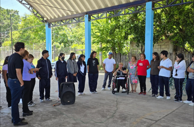 Gobierno de Izúcar de Matamoros acerca opciones educativas a jóvenes de La Galarza
