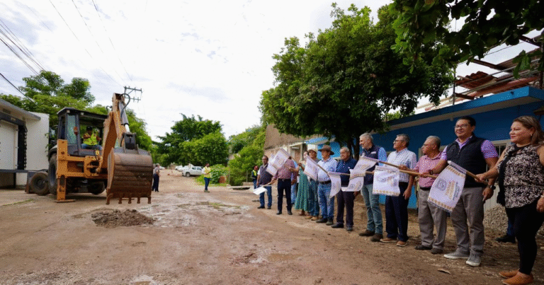 Tuxtla Gutiérrez avanza en movilidad con nueva pavimentación en Santa María la Ribera