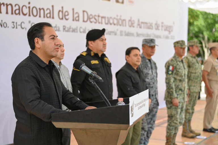 Destrucción de armas, un paso más en el camino hacia la paz en Chiapas: Eduardo Ramírez