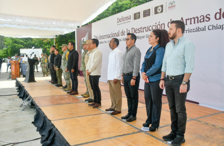 Berriozábal se suma al compromiso por la paz en ceremonia de destrucción de armas