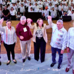 Rocío Nahle reafirma respaldo al magisterio veracruzano en homenaje a Juan Nicolás Callejas Arroyo