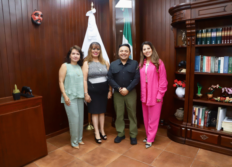 Reafirma Juan Carlos Moreno Guillén compromiso con sectores sociales desde el Poder Judicial