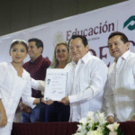 Más de 1,500 jóvenes egresan del Conalep Yucatán; anuncian becas y nuevas universidades