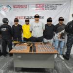 Detienen a cinco personas con armas y narcóticos en Tuxtla: FGE