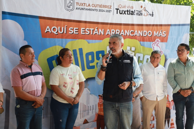 Ángel Torres lleva justicia social a la Democrática con el banderazo de una nueva vialidad