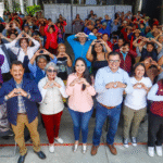 Tonantzin Fernández entrega apoyos alimentarios a personas vulnerables en San Pedro Cholula