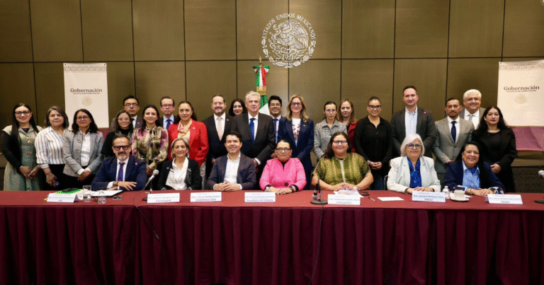 Rosa Icela Rodríguez encabeza sesión del Consejo Nacional de Población para atender el nuevo escenario demográfico